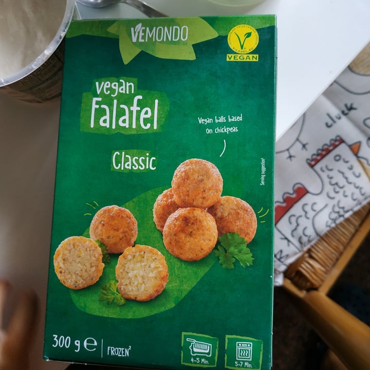 photo of Vemondo  vegan falafel classic shared by @graziamaria on  18 Nov 2022 - review