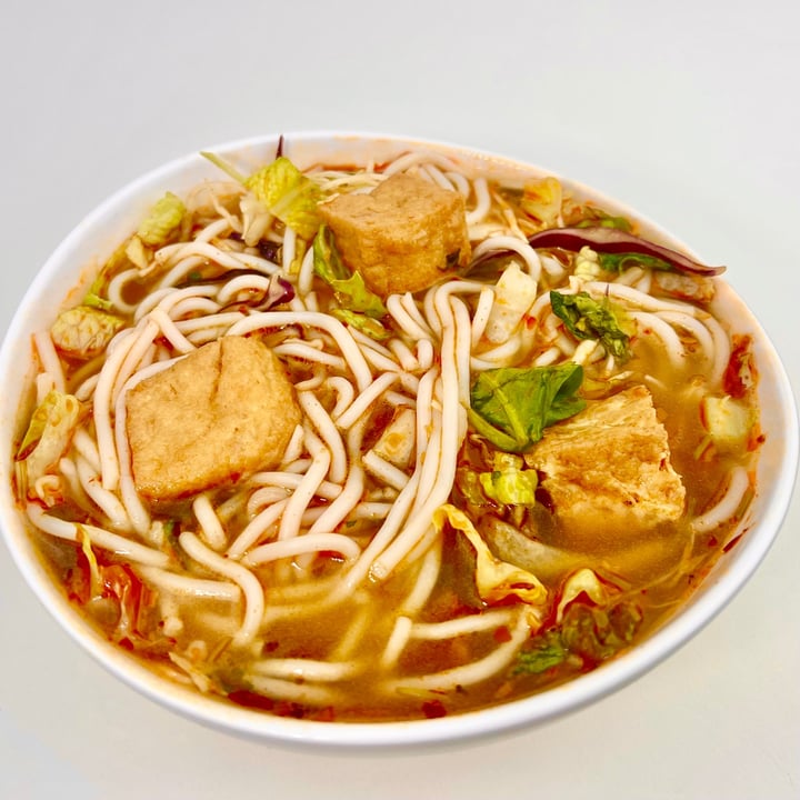 photo of Van Hanh | Vegetarian Restaurant Hue Spicy Noodle (Bún Huế) shared by @pdxveg on  13 Oct 2021 - review