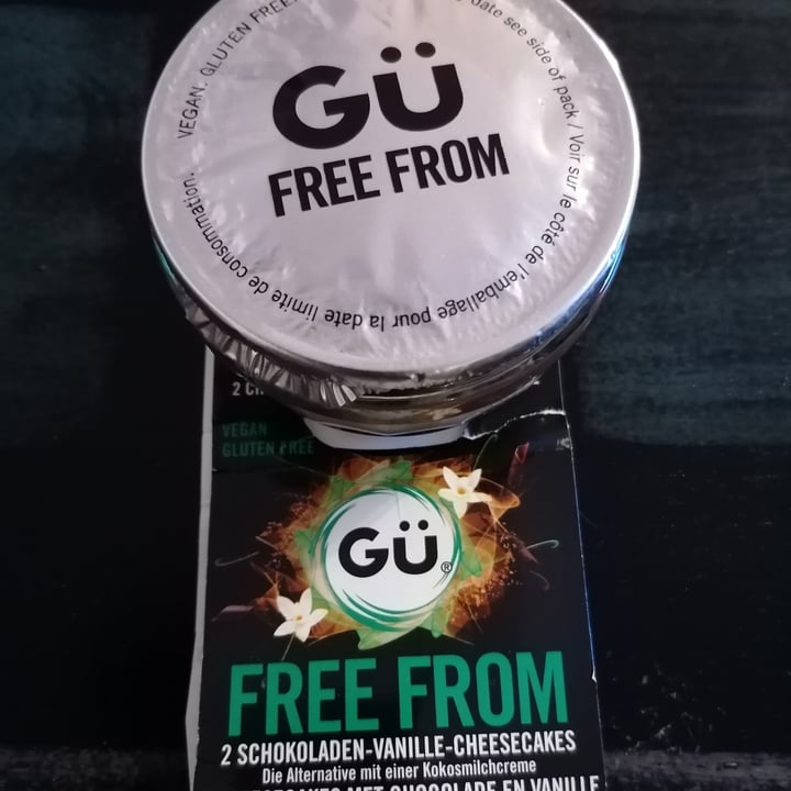 photo of Gü Free From chocolate and vanilla cheesecakes shared by @isettina73 on  18 Nov 2022 - review