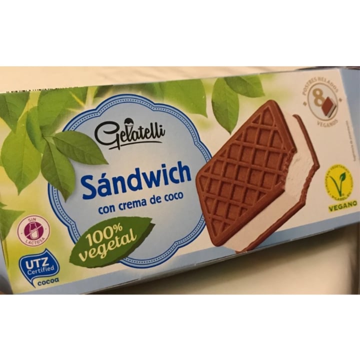 review photo of Gelatelli Helado Tipo Sándwich De Coco shared by @jessmateo on 05 Oct 2021 - review