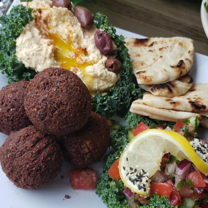 review photo of Arles & Boggs Vegan Eatery Middle Eastern Plate shared by @amandalanphear on 13 Sep 2022 - review