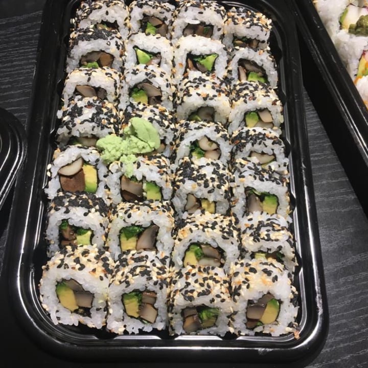 photo of Suttoshi Sutto Roll shared by @lucy90 on  25 Apr 2021 - review
