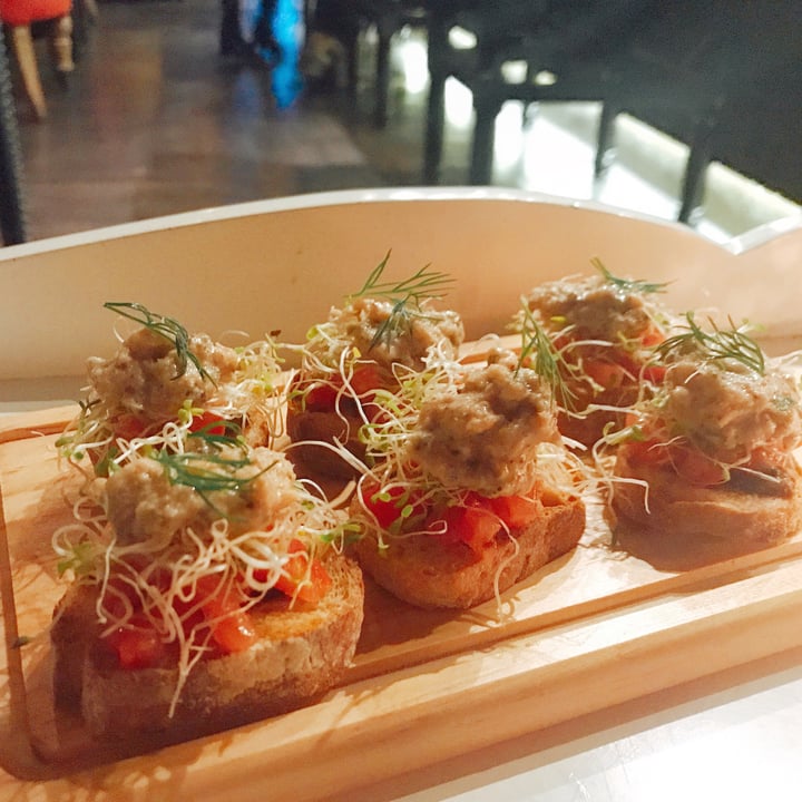 photo of Topiary Exquisite Tuna Bruschetta shared by @kaylabear on  27 Jan 2018 - review