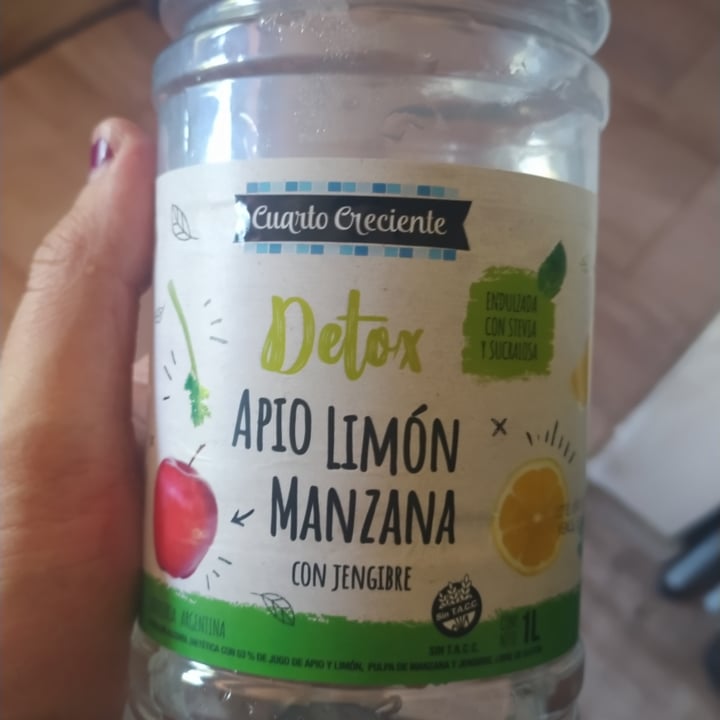 review photo of Cuarto Creciente Jugo Detox Apio Limón y Manzana shared by @jformica on 27 Nov 2021 - review