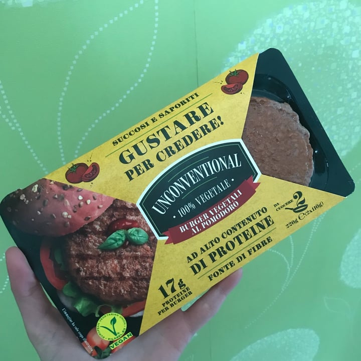 review photo of Unconventional Burger Vegetale Al Pomodoro - Tomato Burger shared by @lauracerb on 15 Oct 2022 - review