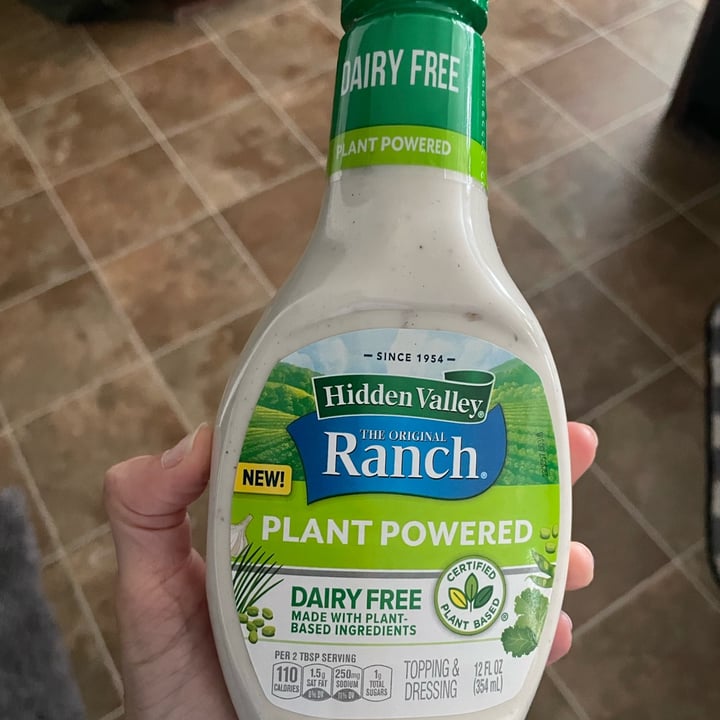 photo of Hidden Valley Ranch Dairy Free Ranch Dressing shared by @embanks26 on  23 Aug 2022 - review