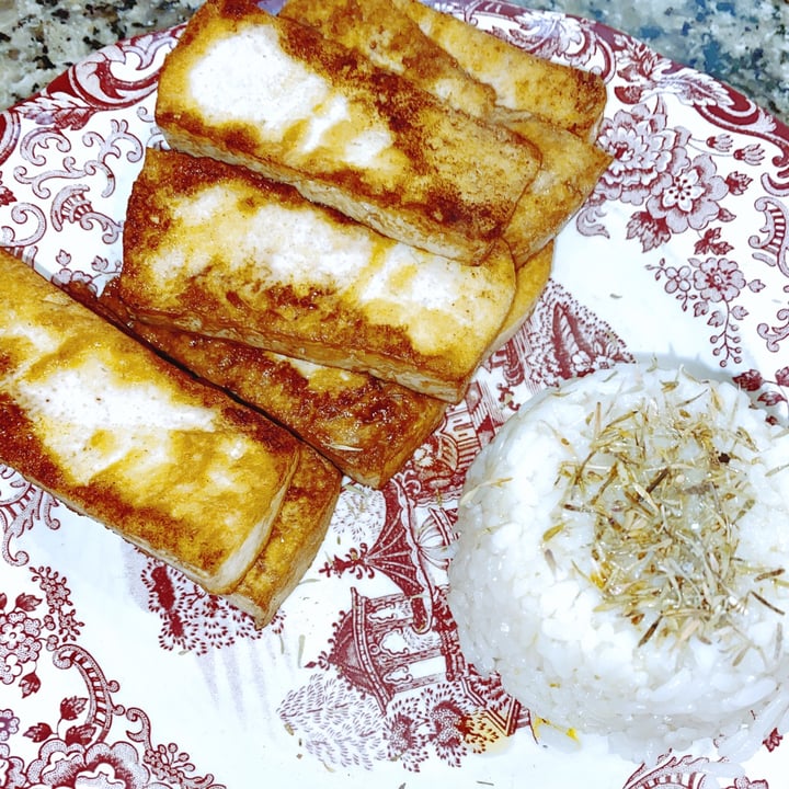 photo of Vegetalia Tofu ahumado shared by @alecomellas on  03 Nov 2020 - review