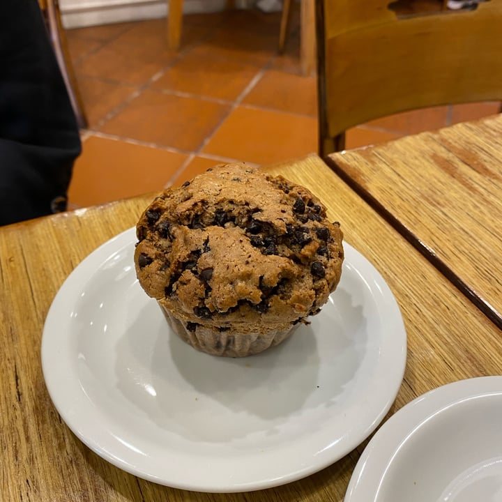 photo of Coco Naranja Muffin con Chips de Chocolate shared by @inespressable on  30 Mar 2022 - review