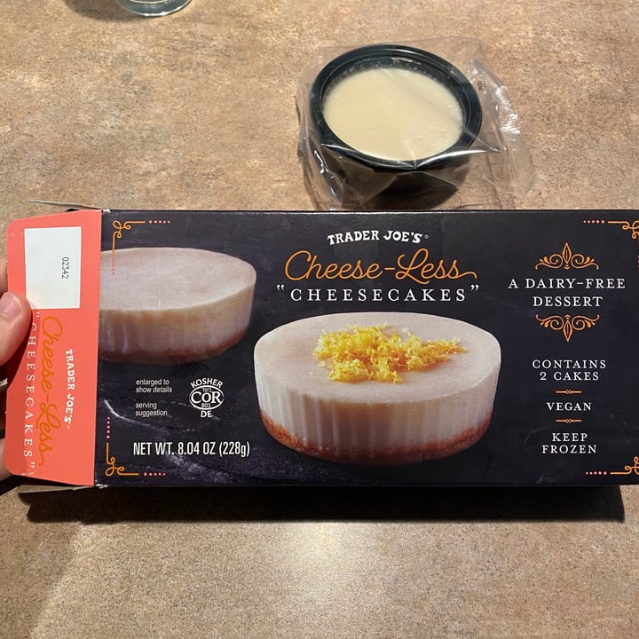photo of Trader Joe's Cheese-Less Cheesecake shared by @curvycarbivore on  23 Nov 2020 - review