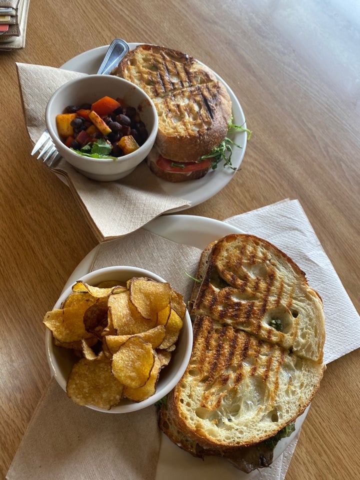 photo of Beet Box Cremini Panini shared by @kvalenzuela on  28 Jan 2020 - review