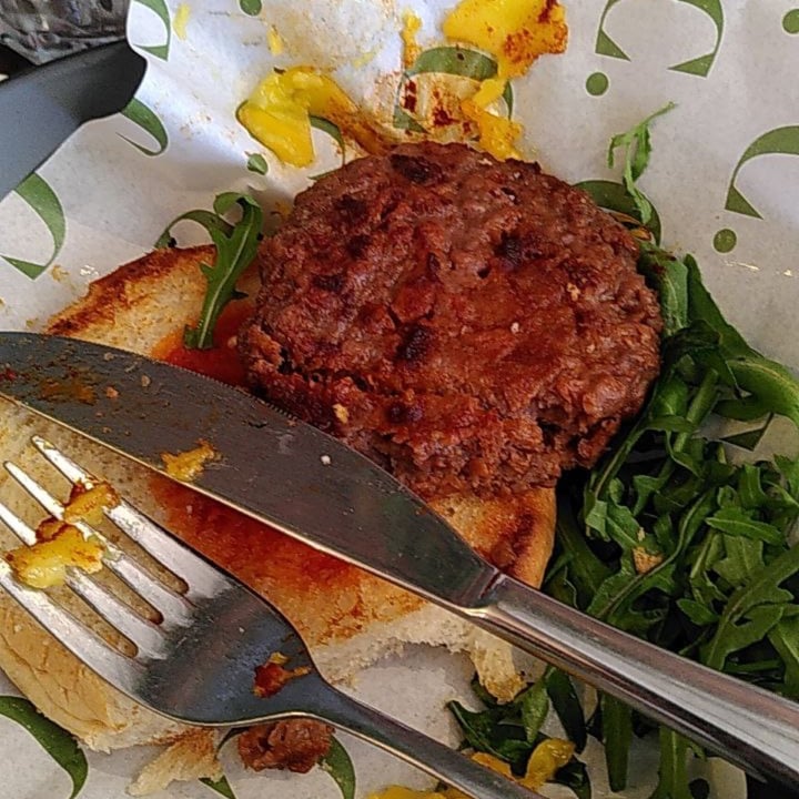 photo of Canteen vegan burger shared by @hoiks on  19 Apr 2022 - review