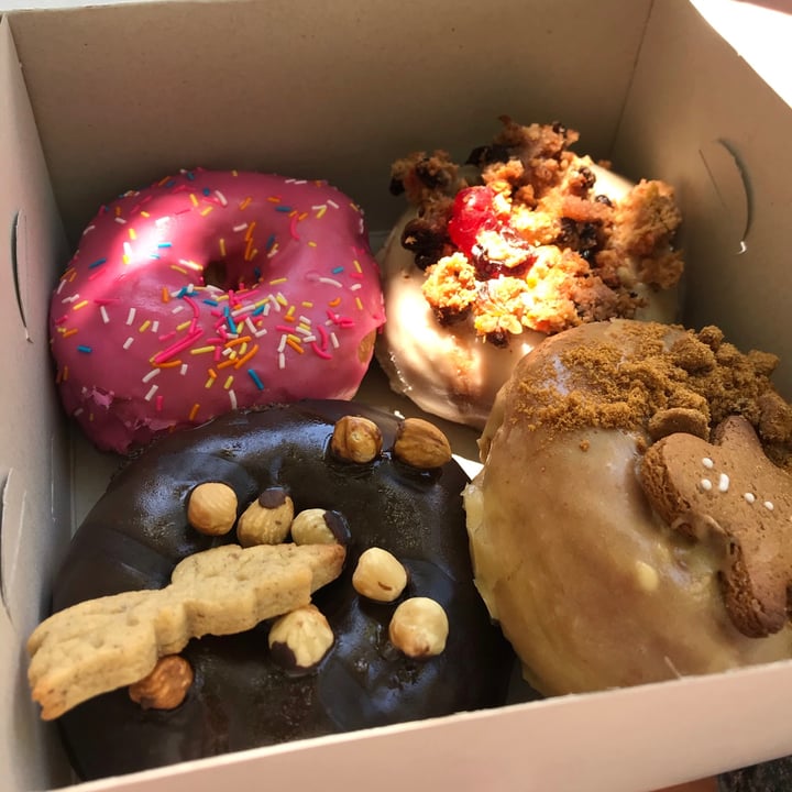 photo of Grumpy & Runt | Little Deli & Donuts Doughnuts shared by @theleafeaters on  29 Apr 2021 - review