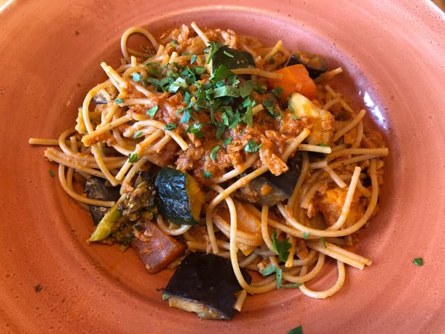 Photo of the dish “Espagueti con boloñesa vegana”