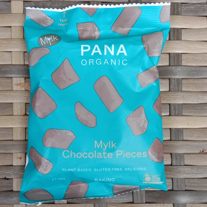 photo of Pana Chocolate Pana Mylk Chocolate Buttons shared by @sarahtheethicalvegan on  06 Jun 2022 - review