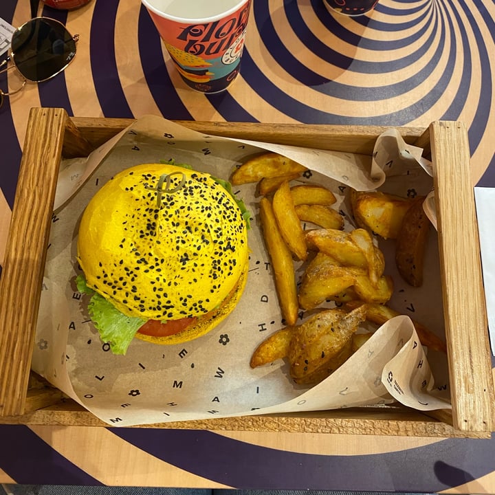 photo of Flower Burger Spicy Cecio shared by @martamarcantoni on  04 Jun 2022 - review