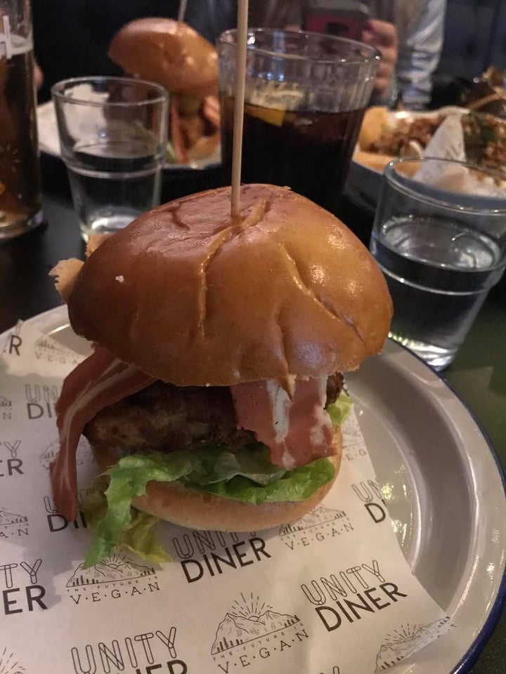 photo of Unity Diner VFC Burger shared by @yolivegan on  15 Oct 2019 - review