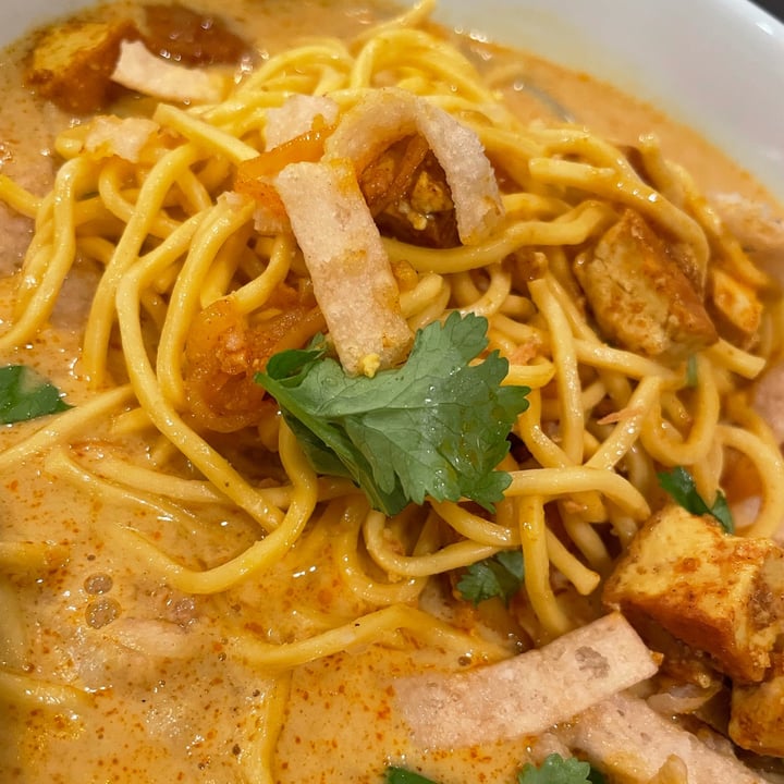 photo of Top Burmese Vegan khao soi shared by @herbivoracious on  21 Oct 2021 - review
