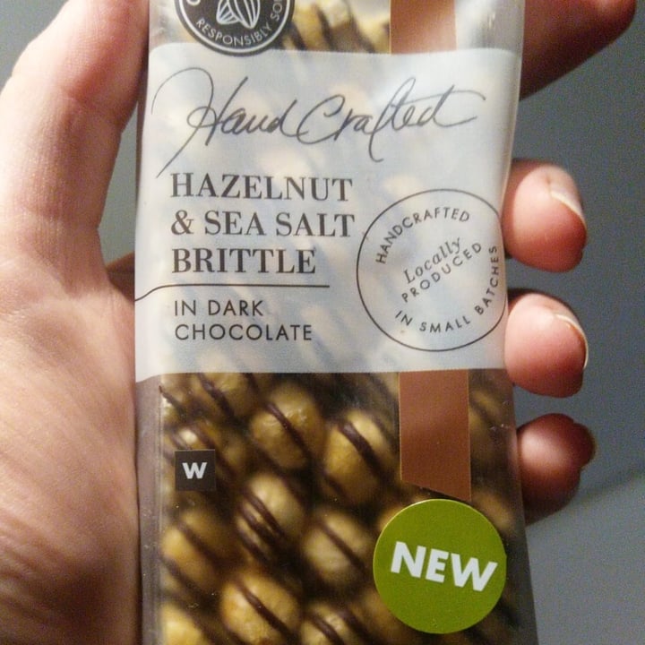 photo of Woolworths Food Hazelnut & Sea Salt Brittle in Dark Chocolate shared by @evaaah on  26 Sep 2020 - review