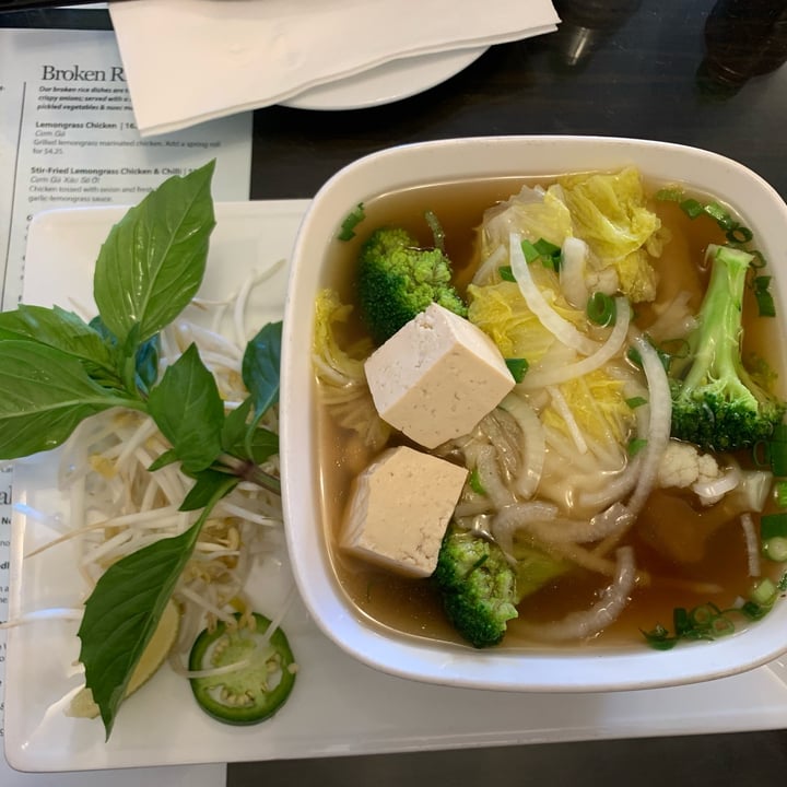 photo of Brokenrice Vietnamese Restaurant vegetarian pho shared by @vjaymama on  25 Sep 2022 - review