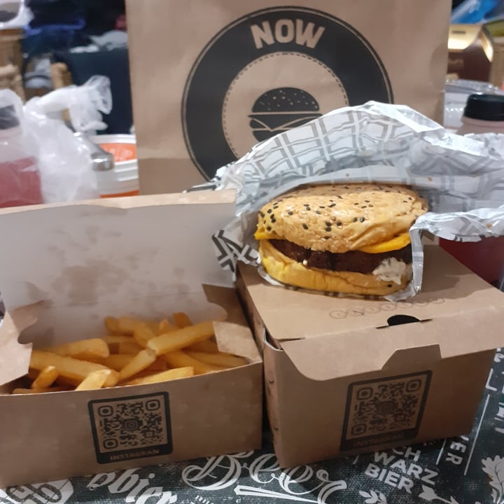 review photo of NOW BURGER Vegan Koalla Burger shared by @luizagalv on 29 Dec 2021 - review