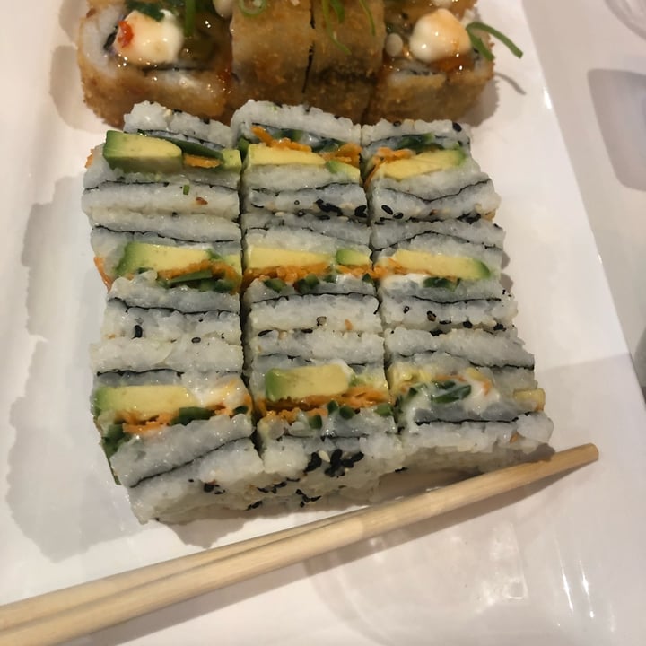 photo of Active Sushi Vegan fashion sandwich shared by @zsuz on  30 Oct 2022 - review