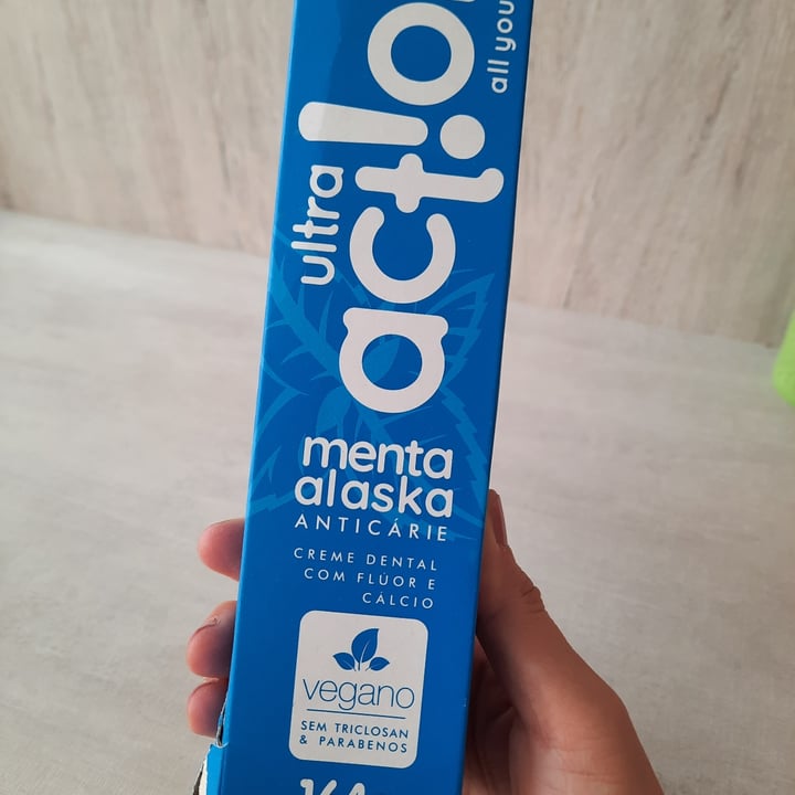 photo of Ultra action Creme Dental Menta Alaska Anticárie shared by @na1907 on  02 Jun 2022 - review