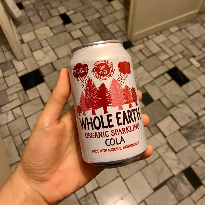 photo of Whole Earth Organic Sparkling Cola shared by @carmelau on  16 Oct 2021 - review