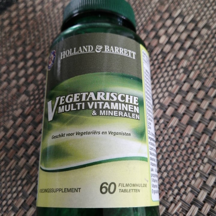photo of Holland & Barrett Vegan Multivitamin and Mineral shared by @pilina on  05 Nov 2022 - review