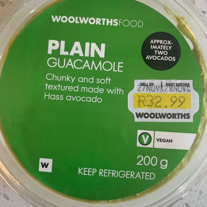 review photo of Woolworths Food Plain Guacamole shared by @kleinycito on 24 Nov 2021 - review