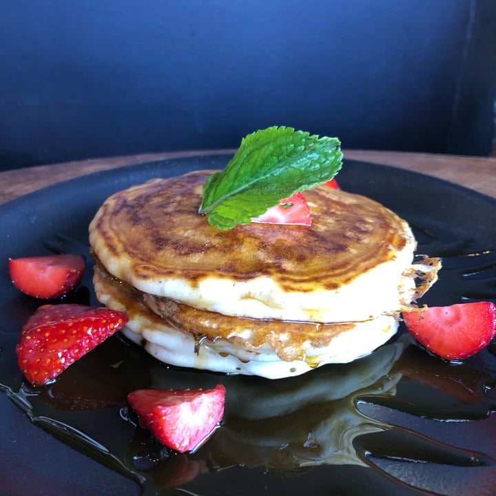 photo of Firefly Cafe Buttermilk Pancakes shared by @mothercitymatt on  01 Nov 2021 - review