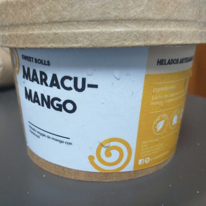 photo of Sweet rolls Helado de maracu-mango shared by @mauroogido on  13 Feb 2022 - review