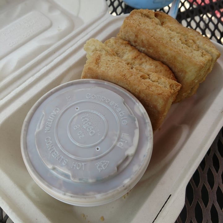 review photo of Reverie Cafe + Bar Biscuit, Sausage and Gravy shared by @iszy on 15 Nov 2020 - review