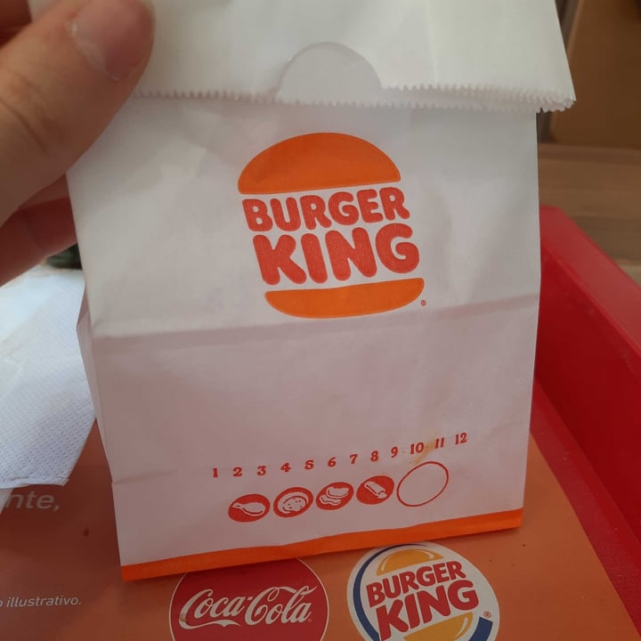 review photo of Burger King Plant based nuggets shared by @veronicamancini94 on 09 May 2022 - review