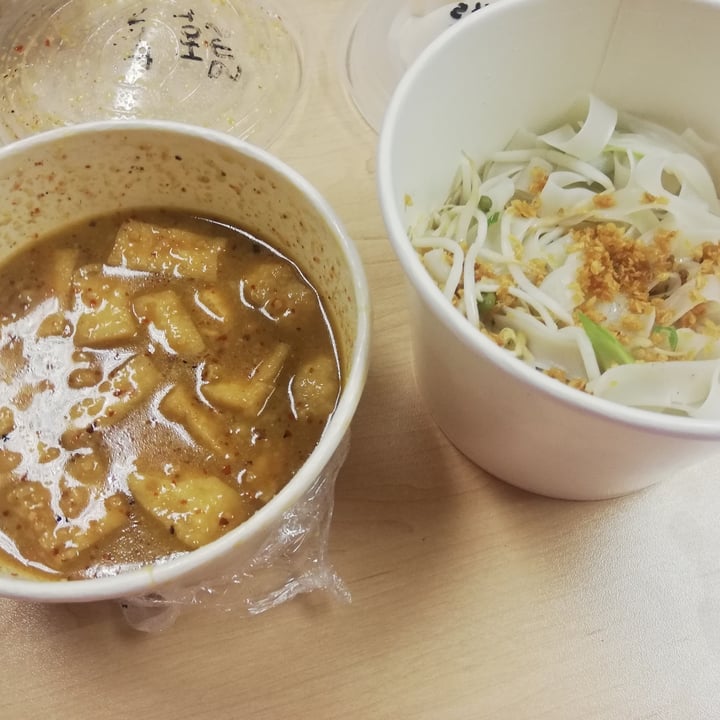 photo of Simply Asia Cambridge Crossing Thai spice ramen noodle shared by @natasha1912 on  05 Dec 2021 - review