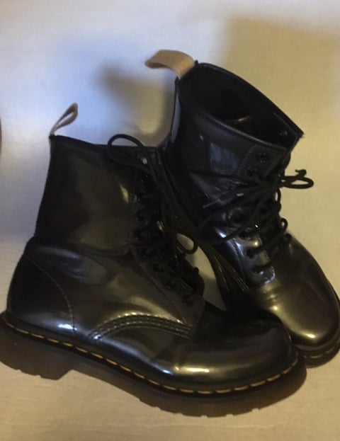 Doc martens felix rub off hotsell