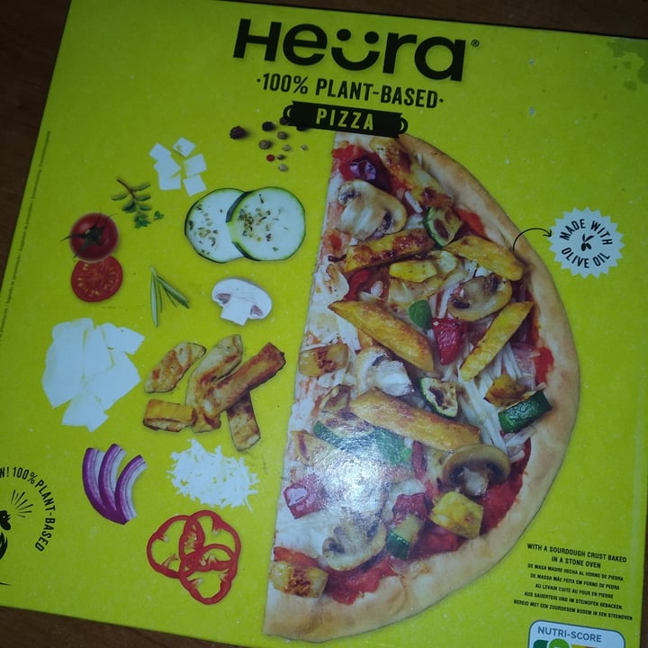 photo of Heura Heura Pizza 100% Vegetal shared by @mariavalverde on  23 Feb 2021 - review