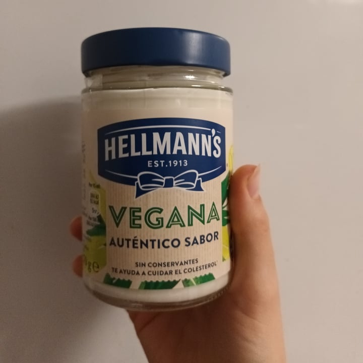 photo of Hellmann’s Hellman’s Vegan Mayonnaise shared by @crissssss on  07 Sep 2022 - review