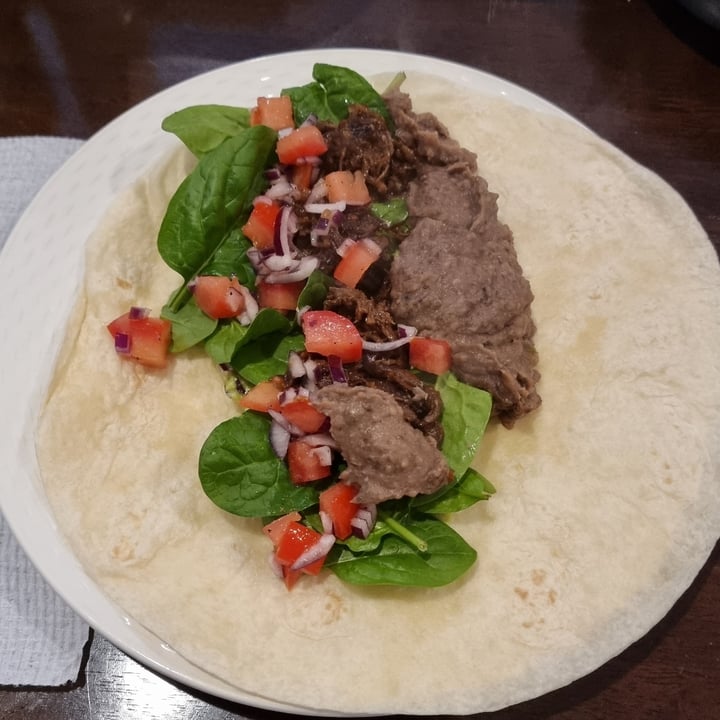 photo of Veef Plant Based Pulled Beef shared by @tomruff on  28 Oct 2021 - review