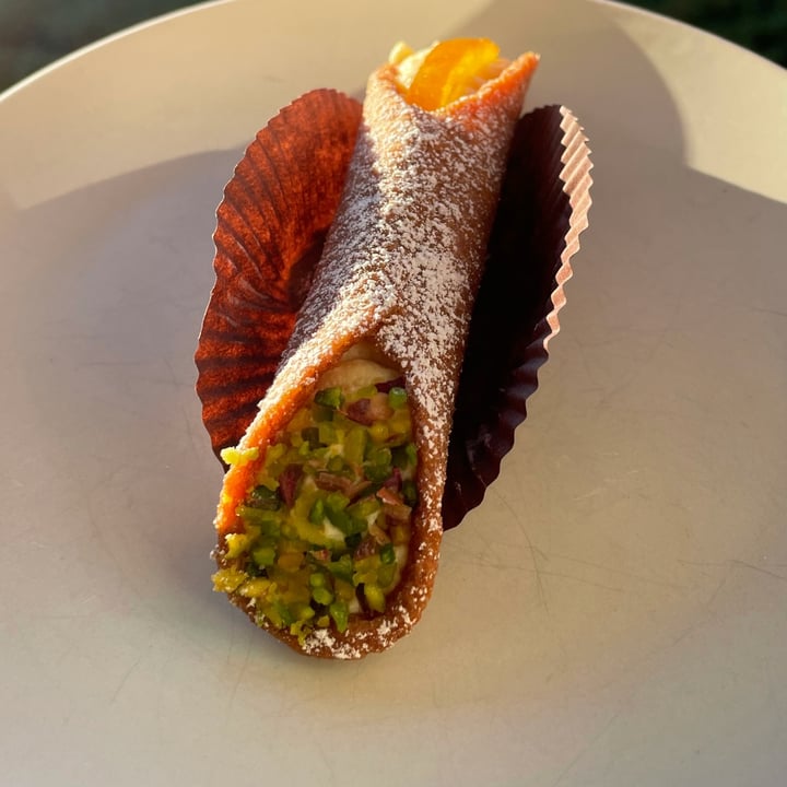 photo of Leccornie Cannolo shared by @fbradaschia on  01 Oct 2021 - review