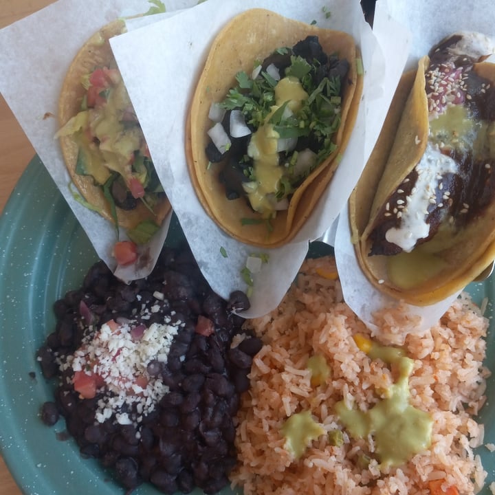 photo of Tacotarian Taco Plate (gabacho, Chorizó or Barbacoa, Dorado Mashed Potato) shared by @keital on  07 Sep 2022 - review