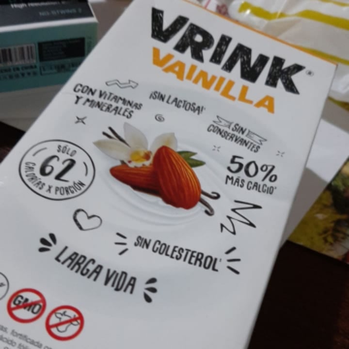 photo of Vrink Vrink Almendra Sabor Vainilla, Larga Vida shared by @maiaportt on  13 Oct 2021 - review