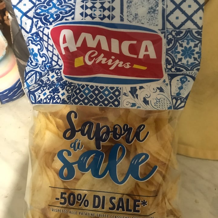 review photo of Amica Chips Sapore di sale shared by @chefcirmolo on 04 Oct 2022 - review