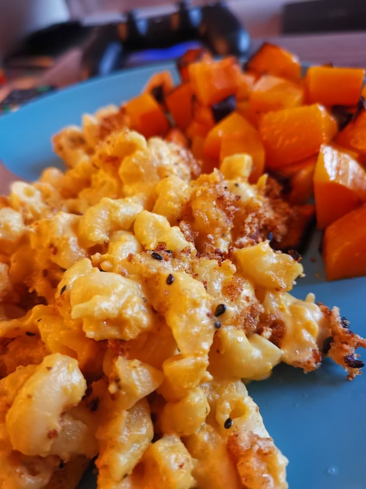photo of Bonobo Cafe Vegan Mac Cheese shared by @calumspence on  01 Apr 2020 - review