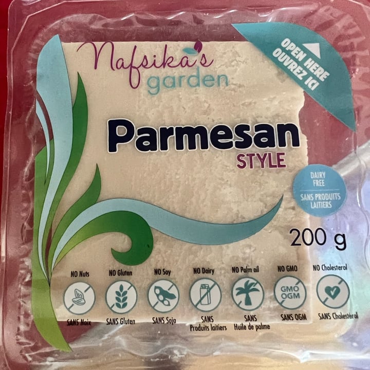 photo of Nafsika's Garden Parmesan Block shared by @veganmika on  28 Sep 2022 - review