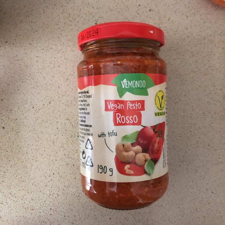 review photo of Vemondo Vegan pesto rosso shared by @a01007 on 22 Jul 2021 - review