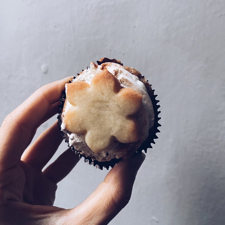 photo of Tauer Bakery Cupcake zucca e cannella shared by @johrgia on  19 Nov 2021 - review