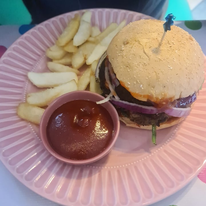 review photo of Wayz Goose Cafe The Garden shared by @jordanblair on 17 Sep 2022 - review