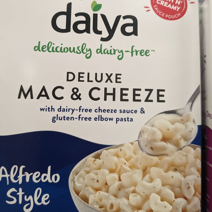 photo of Daiya Alfredo Style Deluxe Cheezy Mac shared by @kattyaybar on  17 Oct 2022 - review