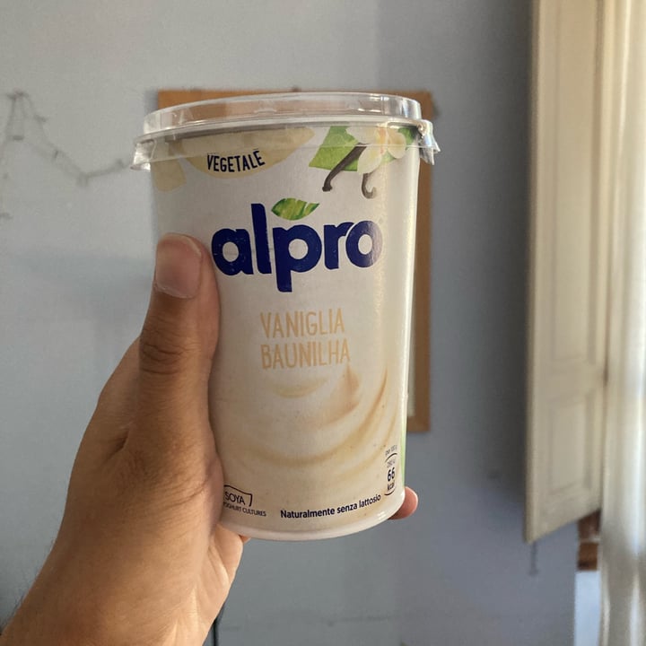 review photo of Alpro Yogurt vaniglia shared by @fabercastel on 10 Jul 2022 - review