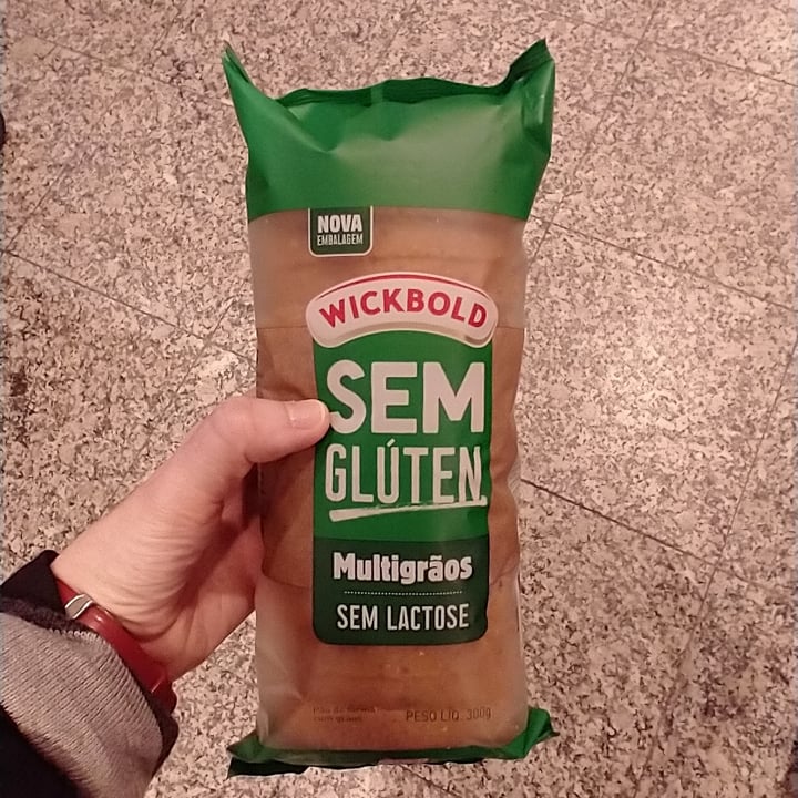photo of Wickbold Pão sem Glúten Multigraos shared by @aikoohata on  28 May 2022 - review
